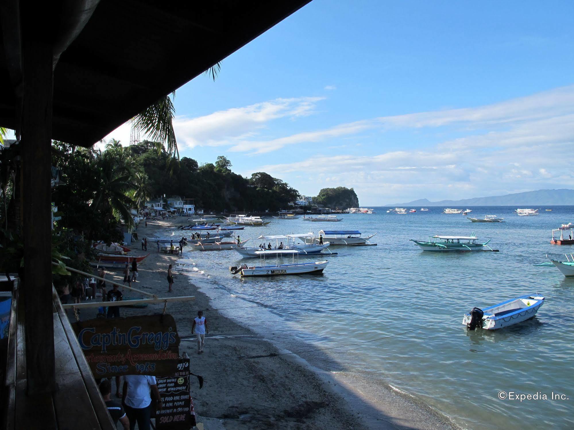 Captngreggs Dive Resort Puerto Galera Esterno foto